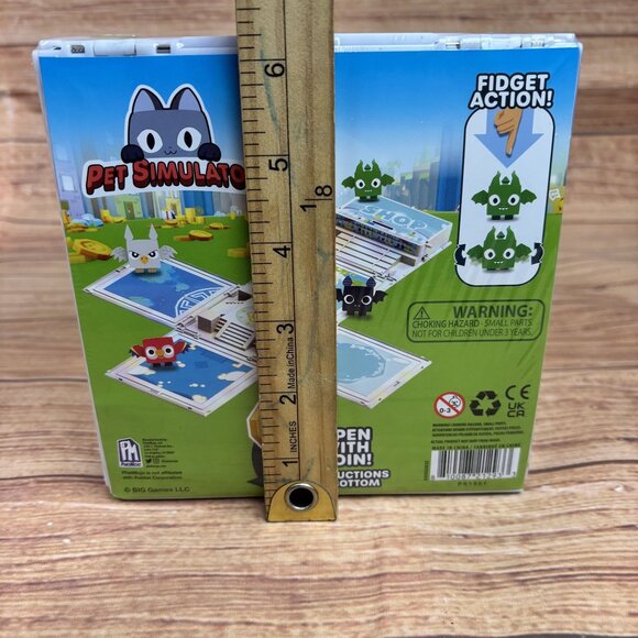 Pet Simulator Lucky Block Playset With Coin & Exclusive DLC Series 2 - Picture 7 of 7